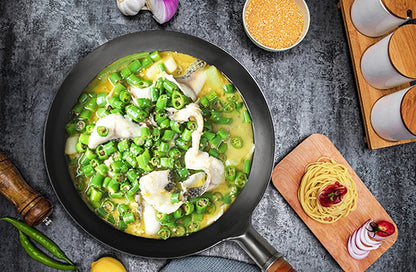 Konco High quality iron pan Non-coating Cooking Pot Kitchen Cookeware,Handmade Hammering Wok Gas Cookware