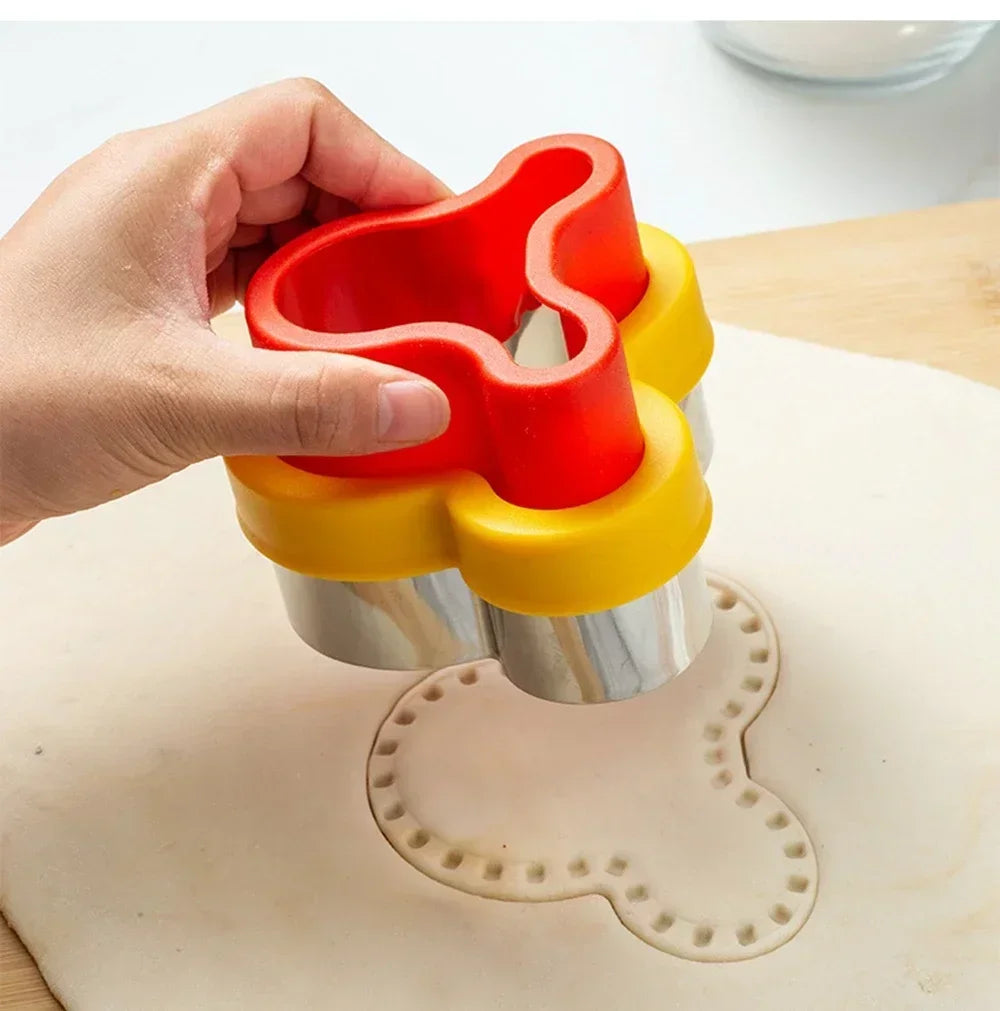 Kitchen Baking Tools Sandwich Cutter And Sealer Set For Children Kids DIY Making Cookies Mold Pancake Maker Embosser Food Molds