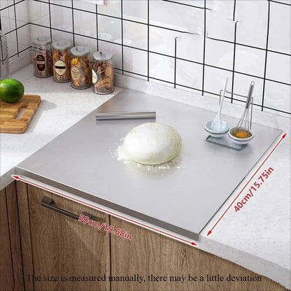 Kitchen Tools Cutting Board, Food Grade 304 Stainless Steel Cutting Board Non slip Edge Suitable for Cutting Vegetables Pastries